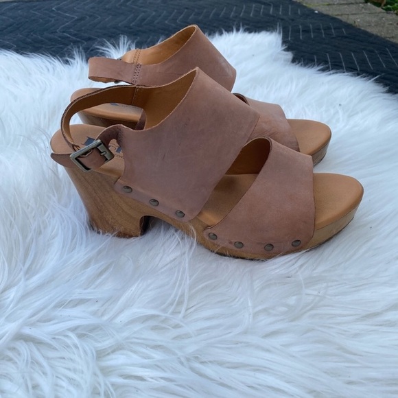 Kork Ease Clog Heels - Picture 3 of 11